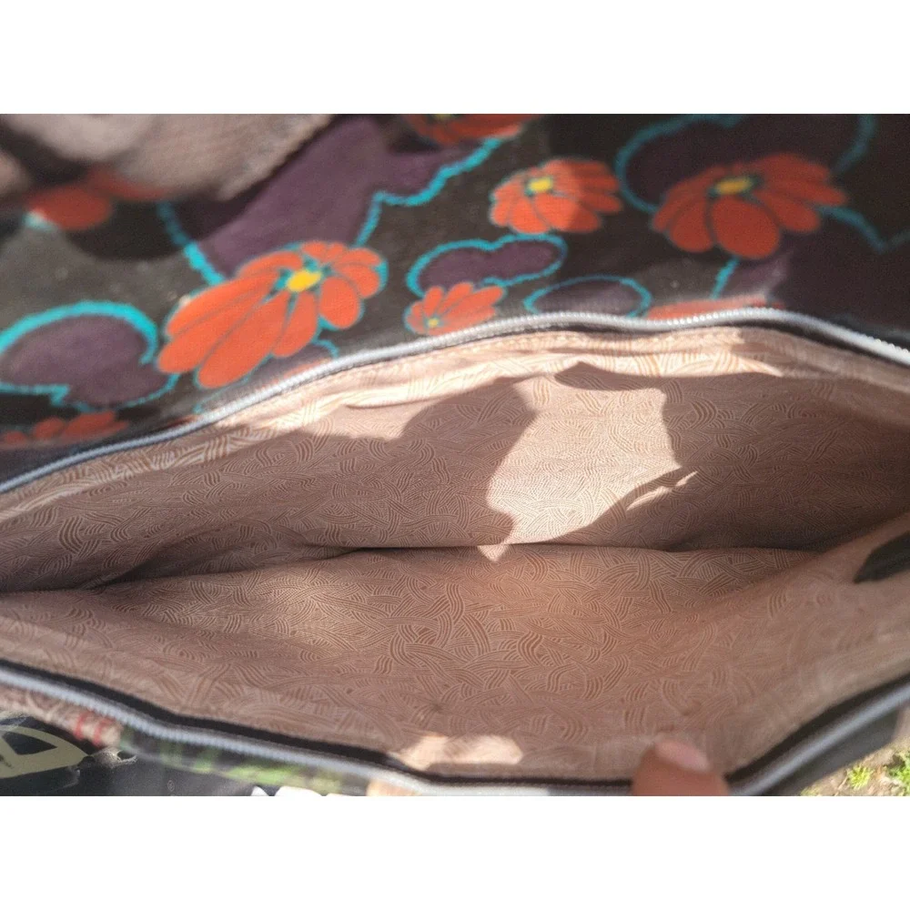 Sakroots Peace Nature Floral Bird Tote Handbag Black Coated Canvas‎